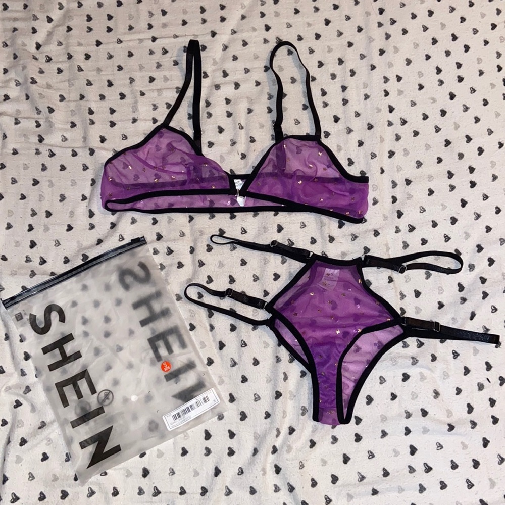 Purple lingerie set!